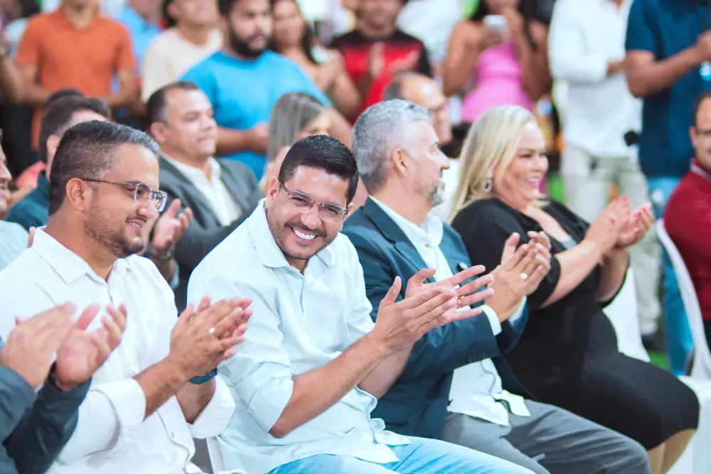 Abertura oficial